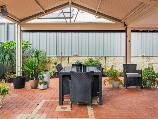 For Rent 4 Bedroom House Swan View WA DS105972626