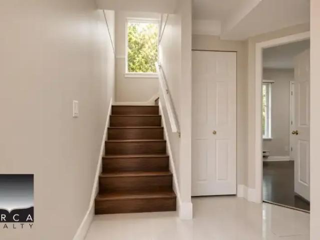 For Rent 4 Bedroom House Port Coquitlam BC DS105378357