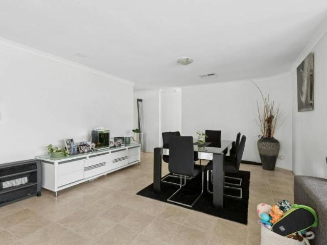For Rent 4 Bedroom House Port Kennedy WA DS106009041