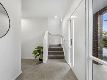 For Rent 4 Bedroom House Queanbeyan NSW DS102270744