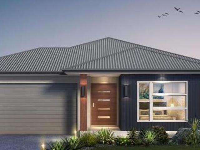 For Rent 4 Bedroom House ROCKBANK VIC DS104894230