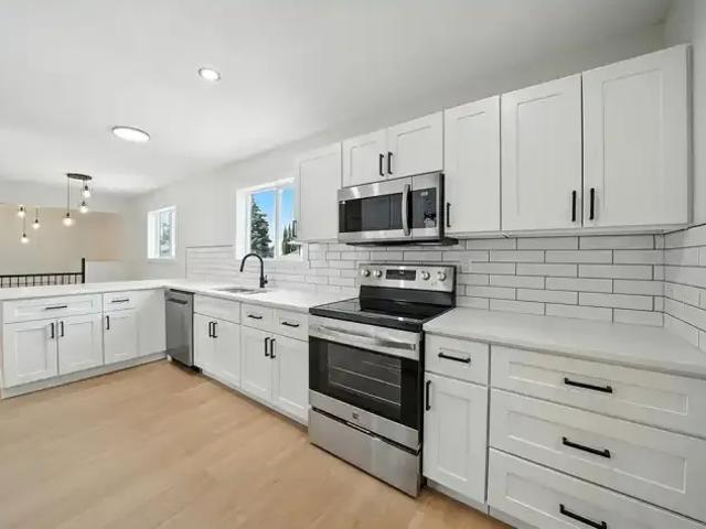 For Rent 4 Bedroom House Red Deer AB DS105269249