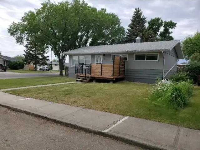 For Rent 4 Bedroom House Regina SK DS104985950
