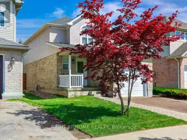 For Rent 4 Bedroom House Waterloo ON DS104362959