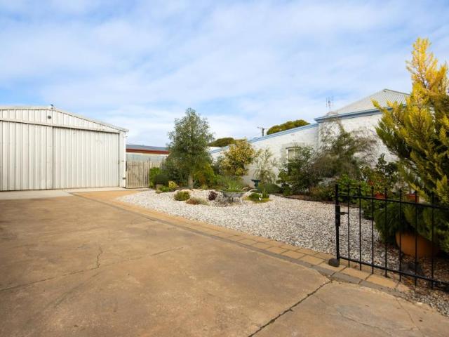 For Rent 4 Bedroom House Wallaroo SA DS105864177