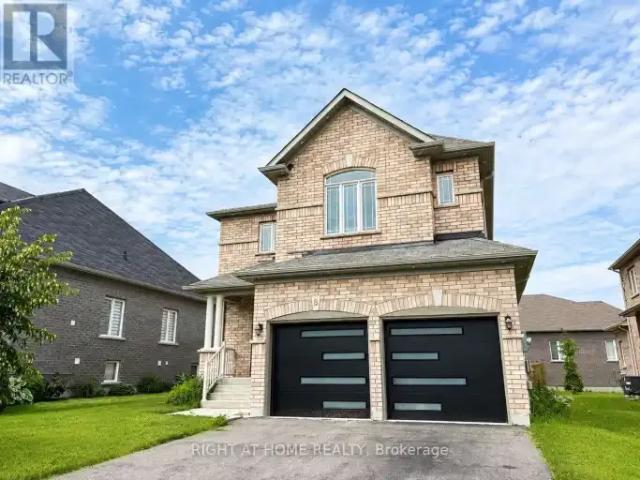 For Rent 4 Bedroom House Wasaga Beach ON DS104941013