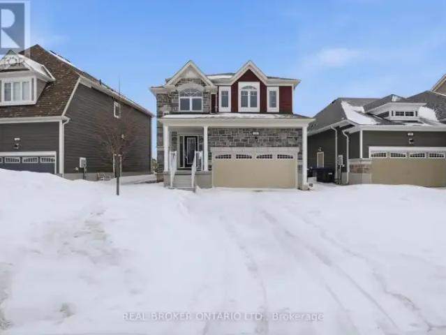 For Rent 4 Bedroom House Wasaga Beach ON DS106044905