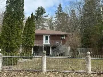 For Rent 4 Bedroom House Wasaga Beach ON DS101879239