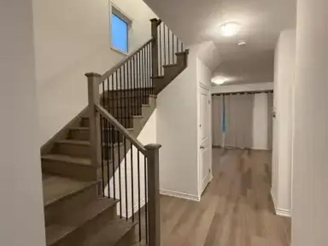 For Rent 4 Bedroom House Welland ON DS103740118
