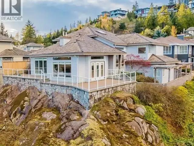 For Rent 4 Bedroom House West Vancouver BC DS104598400
