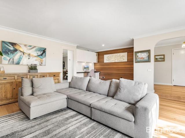For Rent 4 Bedroom House Wheelers Hill VIC DS101583614