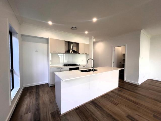 For Rent 4 Bedroom House Wilton NSW DS106169607