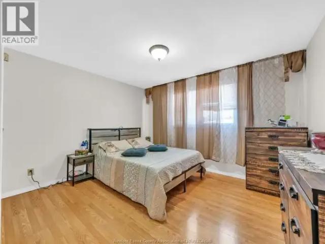For Rent 4 Bedroom House Windsor ON DS102915415
