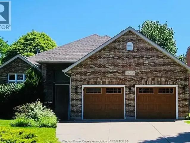 For Rent 4 Bedroom House Windsor ON DS103569244