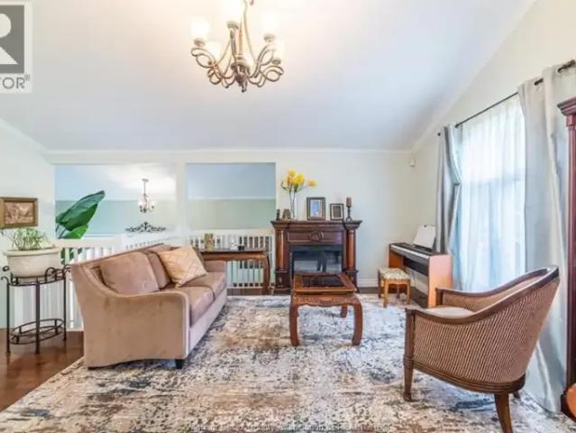 For Rent 4 Bedroom House Windsor ON DS104257390