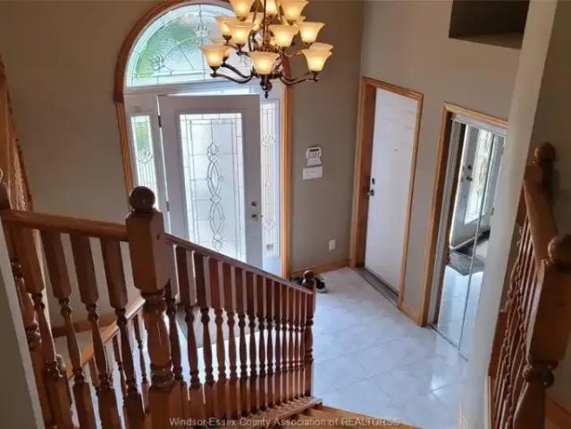 For Rent 4 Bedroom House Windsor ON DS104638539