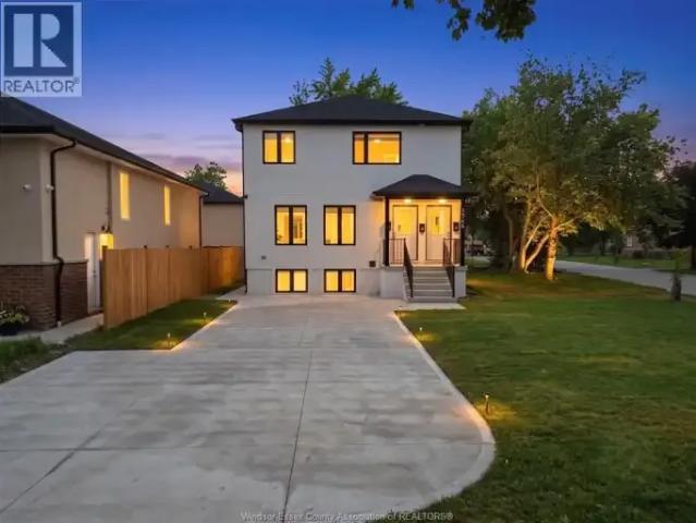 For Rent 4 Bedroom House Windsor ON DS105004933
