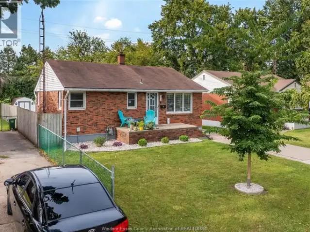 For Rent 4 Bedroom House Windsor ON DS105602216