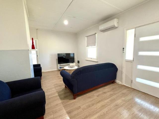 For Rent 4 Bedroom House Wudinna SA DS105932581