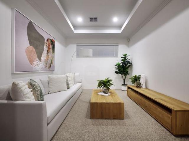 For Rent 4 Bedroom House TWO ROCKS WA DS81882154