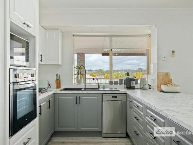 For Rent 4 Bedroom House Usher WA DS105943063
