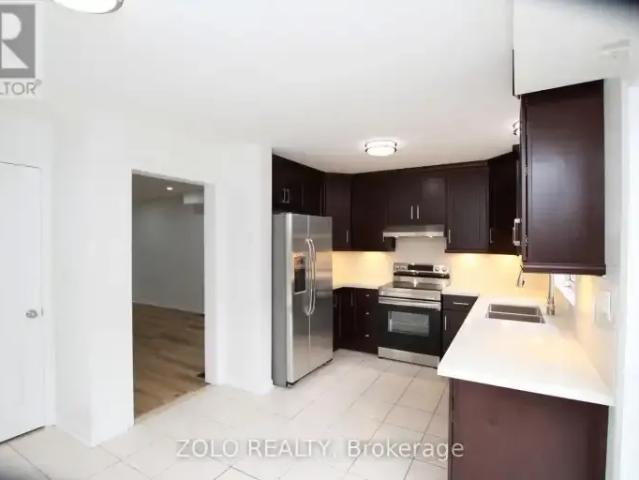 For Rent 4 Bedroom House Vaughan ON DS105281936