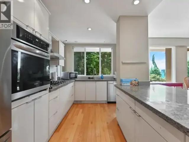 For Rent 4 Bedroom House Vancouver BC DS105486634