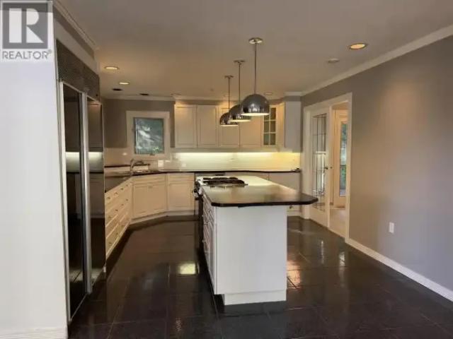 For Rent 4 Bedroom House Vancouver BC DS103487643