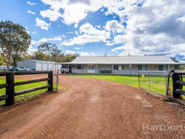 For Rent 4 Bedroom House Yarloop WA DS106029978