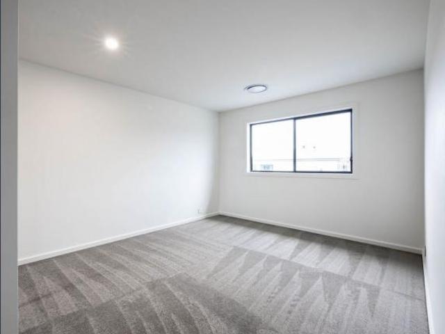 For Rent 4 Bedroom House YARRABILBA QLD DS82689817