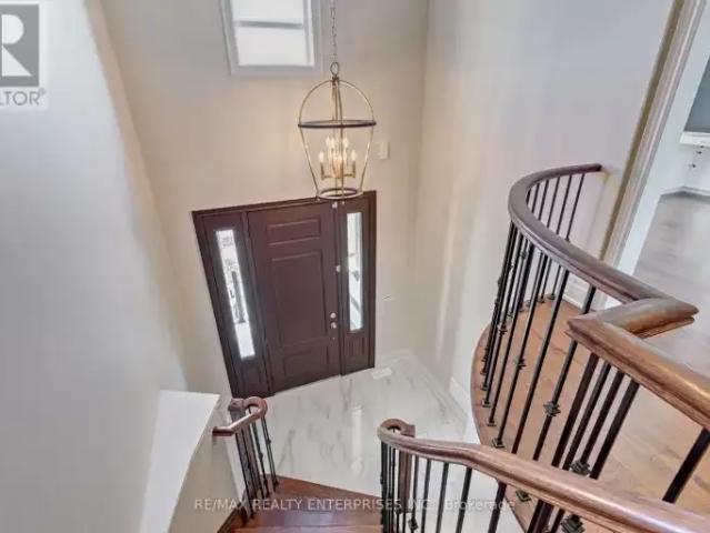 For Rent 4 Bedroom Townhouse Oakville ON DS105088050