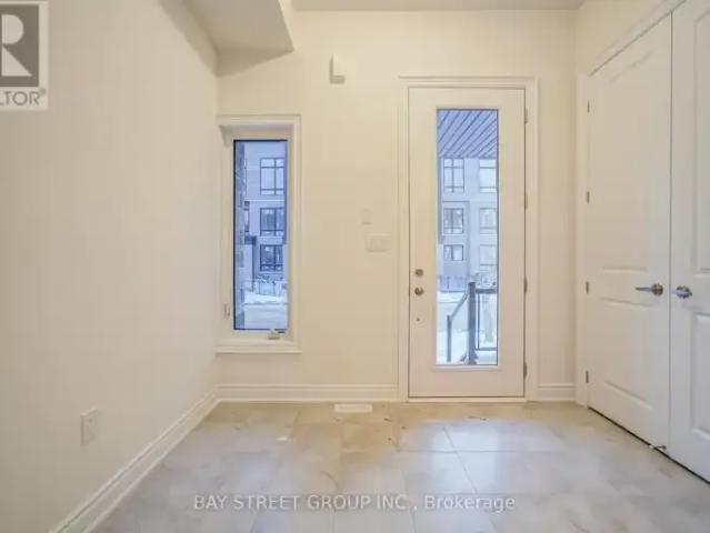 For Rent 4 Bedroom Townhouse Oakville ON DS105135785