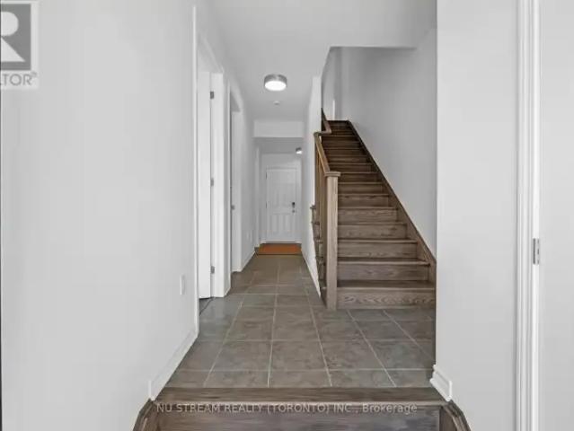 For Rent 4 Bedroom Townhouse Oakville ON DS103695250