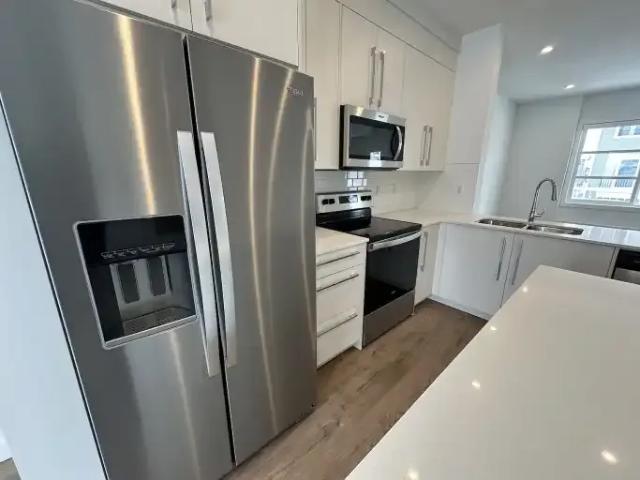 For Rent 4 Bedroom Townhouse Calgary AB DS105435135
