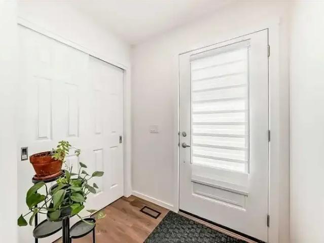 For Rent 4 Bedroom Townhouse Calgary AB DS105150825