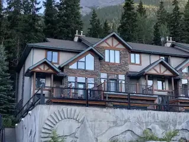 For Rent 4 Bedroom Townhouse Canmore AB DS104142229