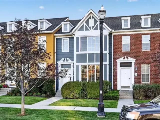 For Rent 4 Bedroom Townhouse Chestermere AB DS105654071