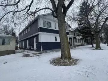 Mckernan, Edmonton, Alberta - Parking, Cellar