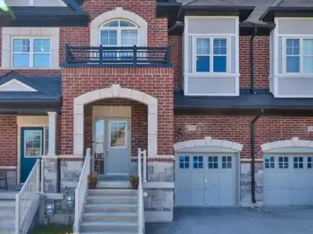 For Rent 4 Bedroom Townhouse Innisfil ON DS104888882