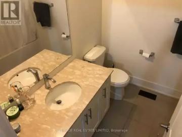 For Rent 4 Bedroom Townhouse Vaughan ON DS103091749