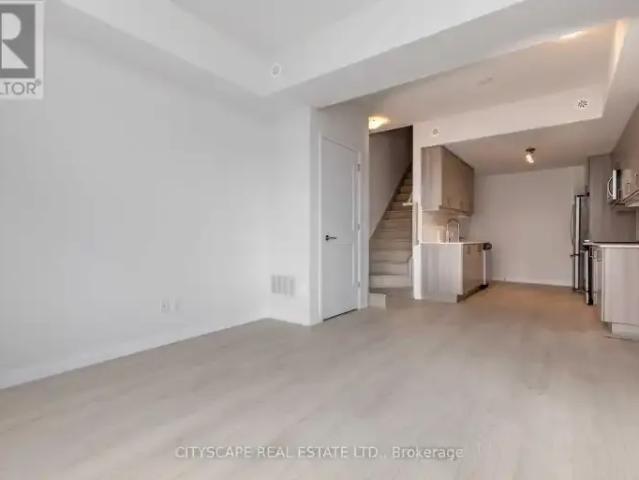 For Rent 4 Bedroom Townhouse Vaughan ON DS105654241
