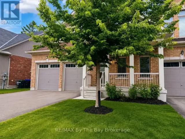 For Rent 4 Bedroom Townhouse Wasaga Beach ON DS104638615