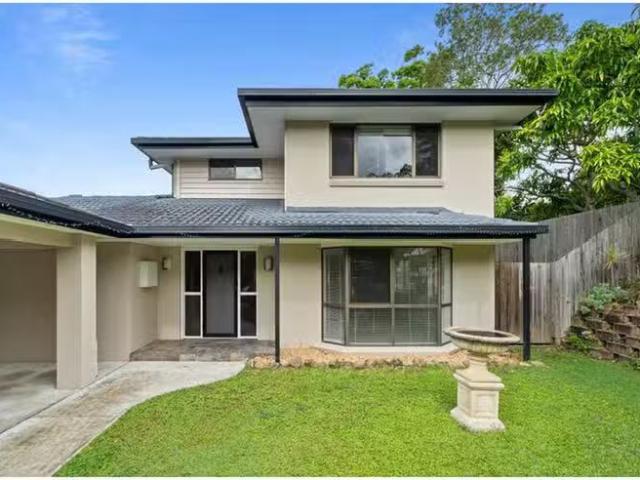 For Rent! 4 Bonhill Court, Indooroopilly, QLD 4068