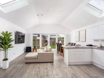 Nice 4 BR Mansfield Road