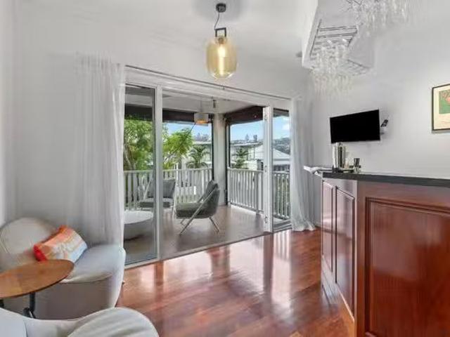 Rental! 4 BR Marie Street