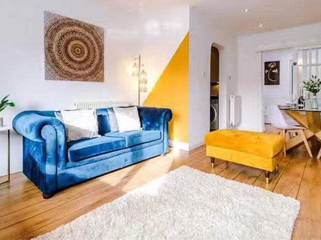 Unique 4 BR Newhall Road