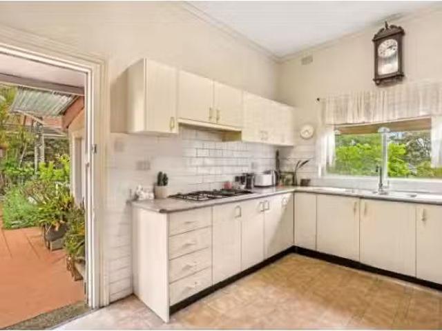 Charming 4 BR Frances Street, Lindfield House for rent List.