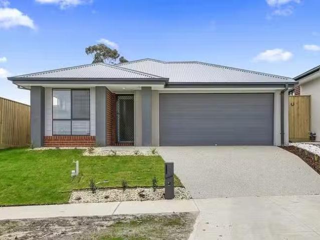 Cheap 4 BR 14 Terry Street, Doreen, VIC 3754