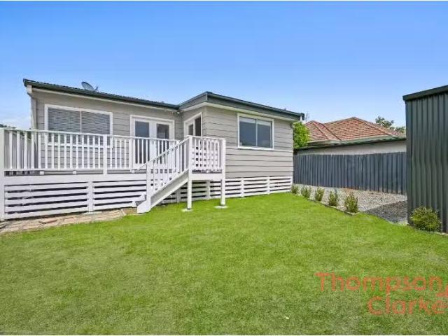 Nice 4 BR 166 Lawes Street, East Maitland House for rent List.