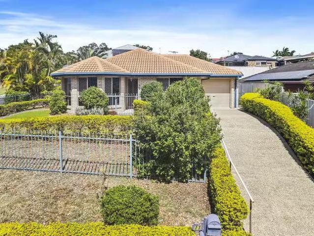 Cheap 4 BR 11 Acorn Crescent, Flinders View, QLD 4305